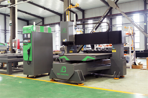 5 axis cnc touter.jpg 5 axis cnc touter.jpg